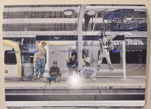 CORTIS [COLOR OUTSIDE THE LINES] Member Autographed Signed Album - Picture 1 of 3