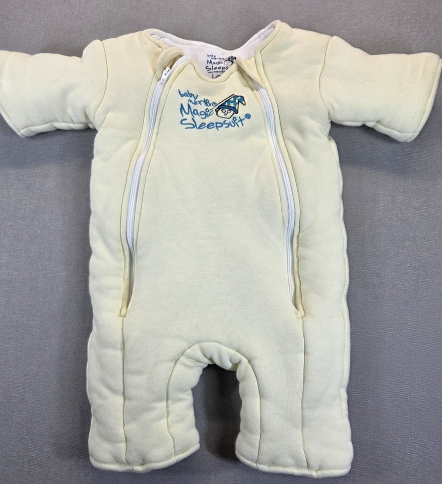 Macacão Baby Merlin's Magic grande amarelo 6-9 meses - Imagem 1 de 4