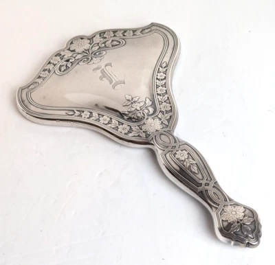 Espejo de mano floral Art Nouveau de plata esterlina Foster & Bailey forma agradable Foto 1 de 4