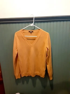 Uniqlo  Cashmere Sweater Small Yellow Super Soft - Image 1 of 4
