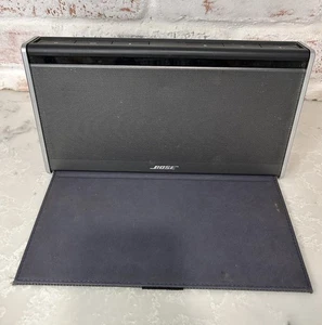 Bose SoundLink 404600 schwarz tragbarer drahtloser Bluetooth Lautsprecher LESEN schaltet sich ein - Bild 1 von 10