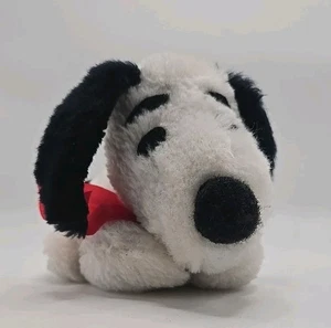 Vintage Snoopy Peanuts Plush Bean Bag Toy Red Bow Laying Down 5.5”Made In Korea  - Picture 1 of 10