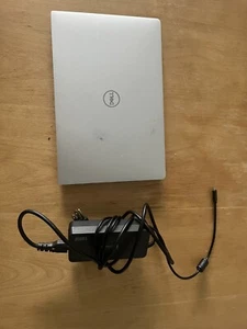 Dell XPS 13'' 9370 128GB SSD Silver Laptop - Great Condition - Picture 1 of 5
