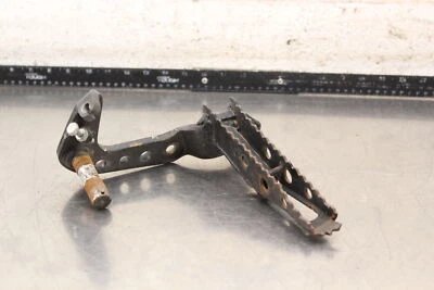 1986 Honda FourTrax 250 TRX250 2x4 RIGHT FOOT REST PEG STEP V785 - Image 1 of 4