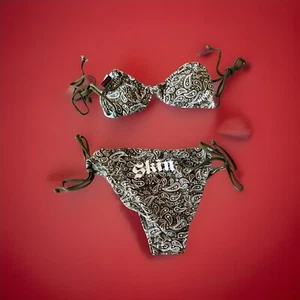 Skin Industries Bandana Bikini Tops And Buttoms Brand New Women Size M - Picture 1 of 5