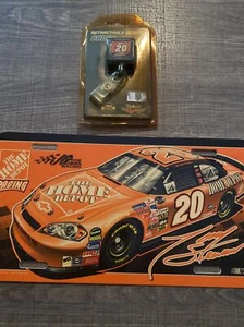 NASCAR License Plate Plastic -Tony Stewart Home Depot 20 & Badge Holder - Picture 1 of 2