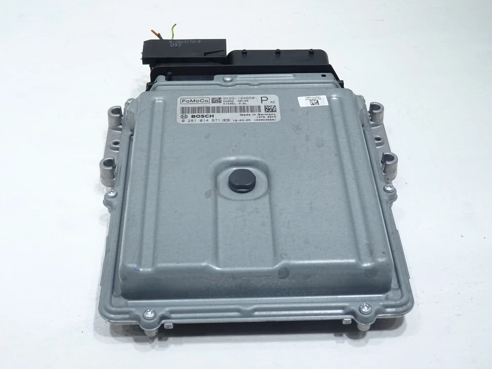 Jaguar Xf V6 X250 2010 3.0 ENGINE CONTROL MODULE ECU 9X2Q-12A650-PAE DAMAGE - Image 1 of 4