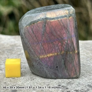 Purple Labradorite Freeform Crystal - Rare Flashy Feldspar - Madagascar - - Picture 1 of 1