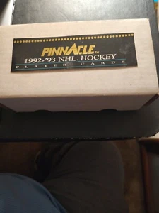 Juego base completo Pinnacle Hockey 1992-93 recogido a mano 1-420 como nuevo - Imagen 1 de 2
