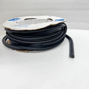 CR Laurence U.S. Aluminum NP238VC Black Vinyl Glazing Gasket - 10' Sticks - Picture 1 of 3