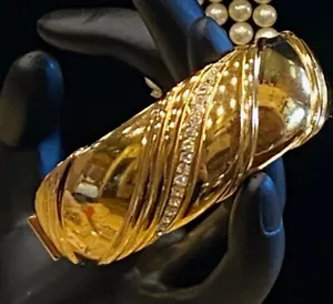 AUTÉNTICO BRAZALETE DE CRISTAL CHAPADO EN ORO CHRISTIAN DIOR DE COLECCIÓN - Imagen 1 de 5