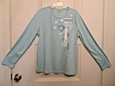 Top de vacaciones Croft Barrow para mujer azul aguamarina con lentejuelas plateadas manga larga talla M Foto 1 de 4