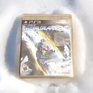 Metal Gear Rising Revengeance PS3 Sony PlayStation 3 2013 CIB Completo Impecable  - Imagen 1 de 4