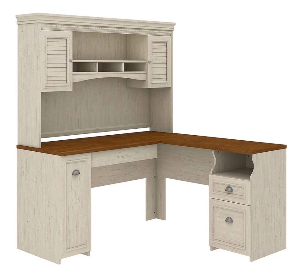 Escritorio Fairview en forma de L con funda en blanco antiguo - madera de ingeniería Foto 1 de 1