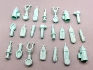LEGO HOSPITAL UTENSILS x22 MINIFIGURE ACCESSORY PACK - BUNDLE - Picture 1 of 1