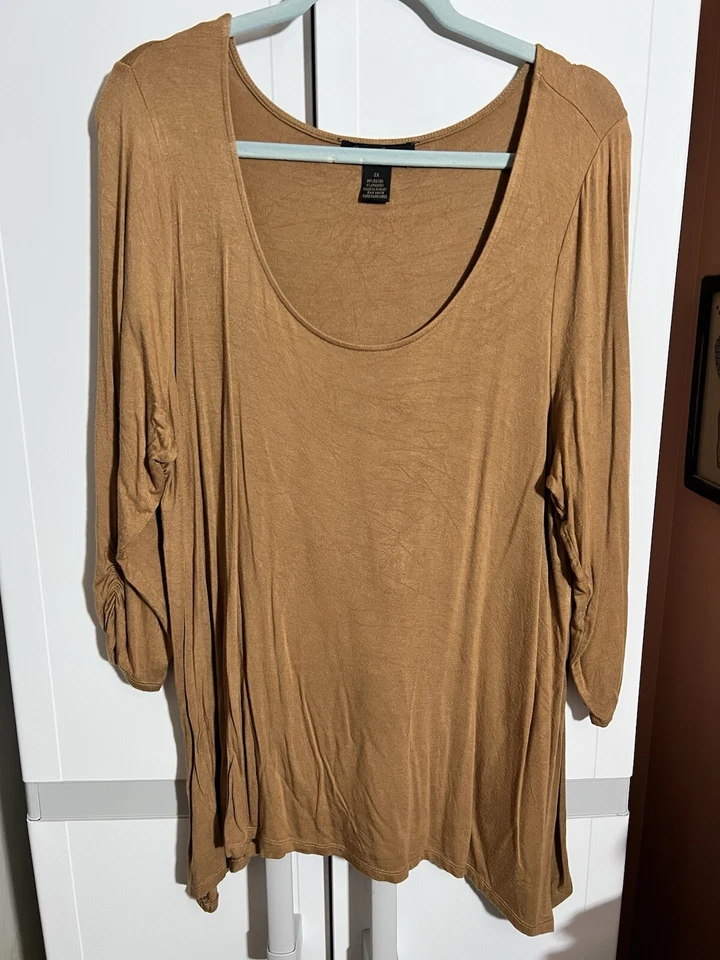 Marisa Christina Woman Camel-colored Pullover Size 2X - Image 1 of 1