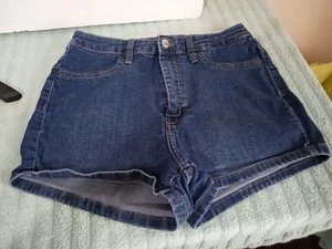 Pantaloncini donna Wild Fable 10/30R blu denim scuro elasticizzati tasche usati in ottime condizioni - Foto 1 di 11