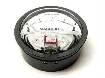 Dwyer Instruments 2004C Magnehelic Pressure Gauge Range 0-4" w.c. 15psig - Image 1 of 4