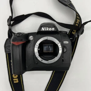 Nikon D70s DSLR camera body only Parts Only - Picture 1 of 18