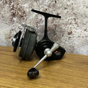 Vintage spinning fishing reel Garcia Mitchell 321 Reel France #4 K8 - Picture 1 of 11