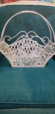 Vintage White Iron Lattice Basket Cover