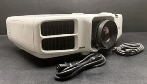 Epson PowerLite Pro 6070w, HDMI Projector, 5500 Lumens 1280 x 800, 3061 Lamp Hr - Picture 1 of 14