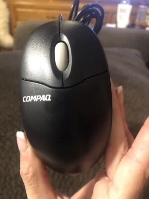 COMPAQ Black Wired Computer Mouse  M-SBJ 96 - Image 1 of 4