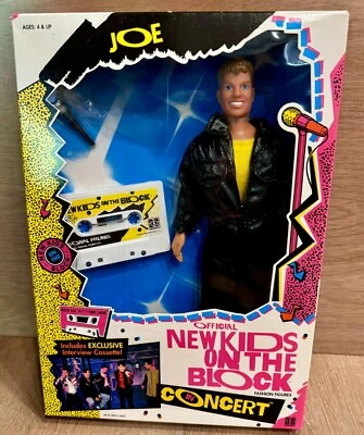 Nuevo Kids on the Block Joe Concierto Moda Figura Muñeca 1990 Cassette Hasbro ¡Nuevo de Lote Antiguo! Foto 1 de 4