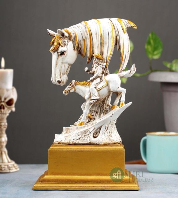 Enfeite Decorativo Peça de Xadrez Cavalo em Porcelana Preto Item Para  Decoração