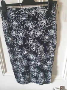 PAPAYA GORGEOUS LONG SKIRT SIZE UK 10 BLACK & WHITE  - Picture 1 of 3