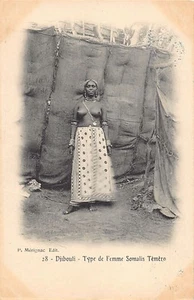 DESNUDO ÉTNICO - Djibouti - Tipo mujer somalí - VER ESCANEOS PARA EL ESTADO - Publ. P. Méri - Imagen 1 de 2