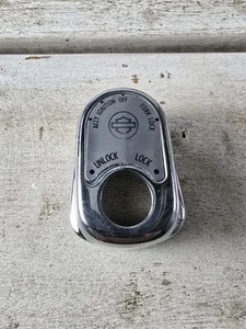 Cubierta de encendido Harley Davidson FLHT Electra OEM T33715 - Imagen 1 de 6