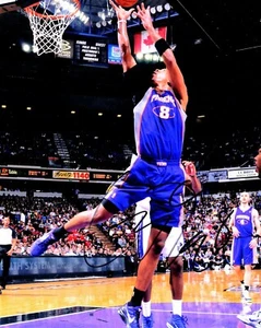 Channing Frye Signed - Autographed Phoenix Suns 8x10 inch Photo - Picture 1 of 2