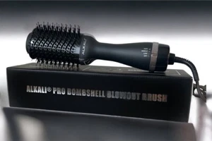 BOMBSHELL BLOWOUT STRAIGHTENING BRUSH - Picture 1 of 5