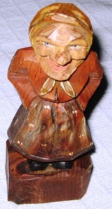 Antique 6" hand carved Wood figurine old Woman Folk Art primitive European - Picture 1 of 7