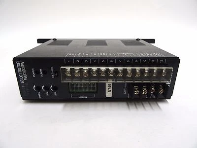 Vexta FBLD120AW Brushless DC Motor 3A 115V - Image 1 of 4