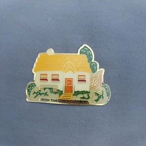 Irish Thatched Cottage Metal Magnet - Picture 1 of 2
