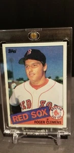 1985-1986 Topps Roger Clemens ROOKIE RC #181 HOF MINT FREE SHIP W TRACKING - Picture 1 of 6