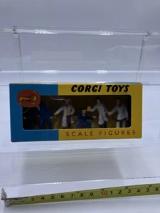 Corgi Toys Garage Attendant Scale Figures. - Picture 1 of 12