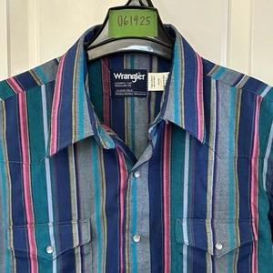 Wrangler Shirt Mens 17 X-Long Tail Blue Pink Striped Pearl Snap Pockets S/S USA - Imagen 1 de 7