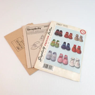 Simplicity SEWING PATTERN 2867 One Size Baby Booties in 3 Styles UNCUT - Image 1 of 4