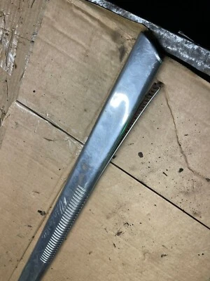 Ford Crestline 1952 2 puertas HT puerta lateral del pasajero acero inoxidable debajo de la ventana Foto 1 de 4