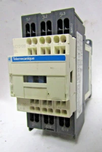 ✌️TELEMECANIQUE CONTACTOR LC1D123 POLE 690 VAC 20 AMP COIL 24VDC - Picture 1 of 5