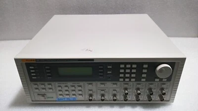 [Used] FLUKE / 284 / 40MS ARBITRARY WAVEFORM GENERATOR, 2423173, AC230V - Image 1 of 4