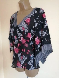 New LOOK TOP Black red white kimono style chiffon 3/4 sleeves size 10 - 12 - Picture 1 of 3