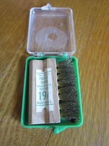 Cepillo de gamuza vintage tamaño bolsillo latón alambre cerdas madera EE. UU. y estuche 2" pequeño - Imagen 1 de 11