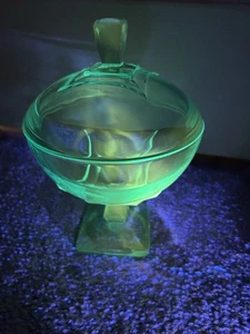 GLOWS! VTG Hazel Atlas Colony Square Base Capri Blue Glass Candy Dish w/Lid EUC! - Picture 1 of 11