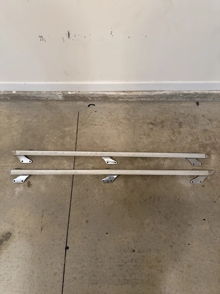 Rieles de plataforma Chevy El Camino 1978-87 Foto 1 de 4