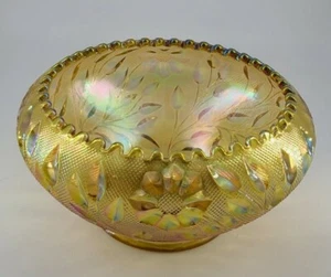 Fenton Large Gold Iridescent Scalloped Rose Bowl Vase Daisy & Leaves - Picture 1 of 12