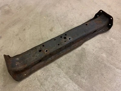 Jeep FSJ Transmisión Crossmember Grand Wagoneer J10 Cherokee SJ Foto 1 de 4